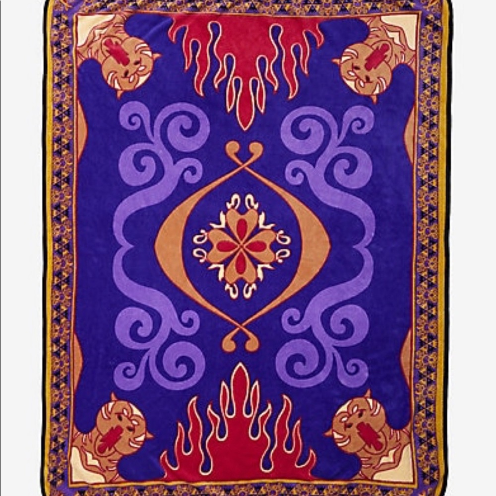 Aladdin Blanket! ‼️LAST ONE ‼️